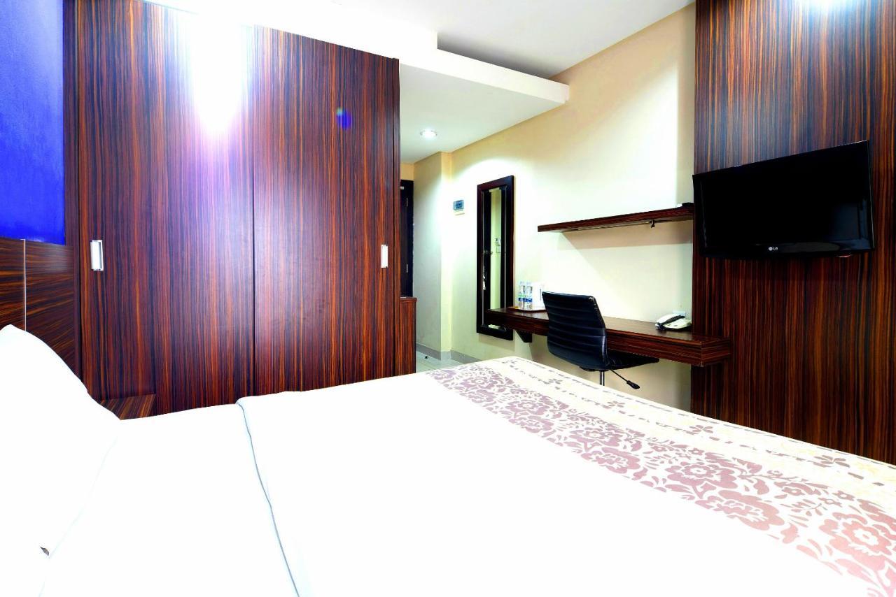 Hotel Prasada Mansion Sudirman Yakarta Exterior foto