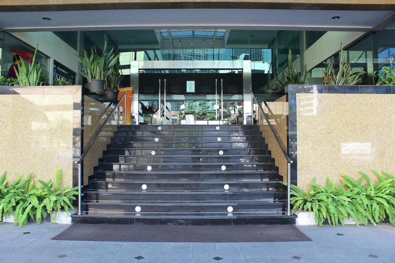 Hotel Prasada Mansion Sudirman Yakarta Exterior foto